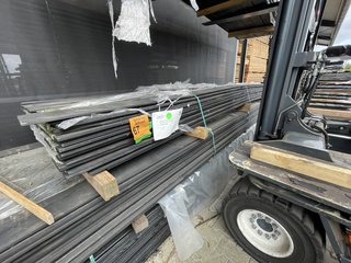 Ca. 130x Douglas Zweeds Rabat zwart gecoat , 7/22x140mm, lengte 400cm